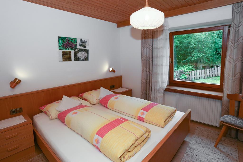 Bauernof Mittermueller Appartement Feldthurns Kamer foto